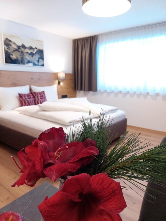 Viktors Apartments Σανκτ Αντόν αμ Άλμπεργκ Εξωτερικό φωτογραφία