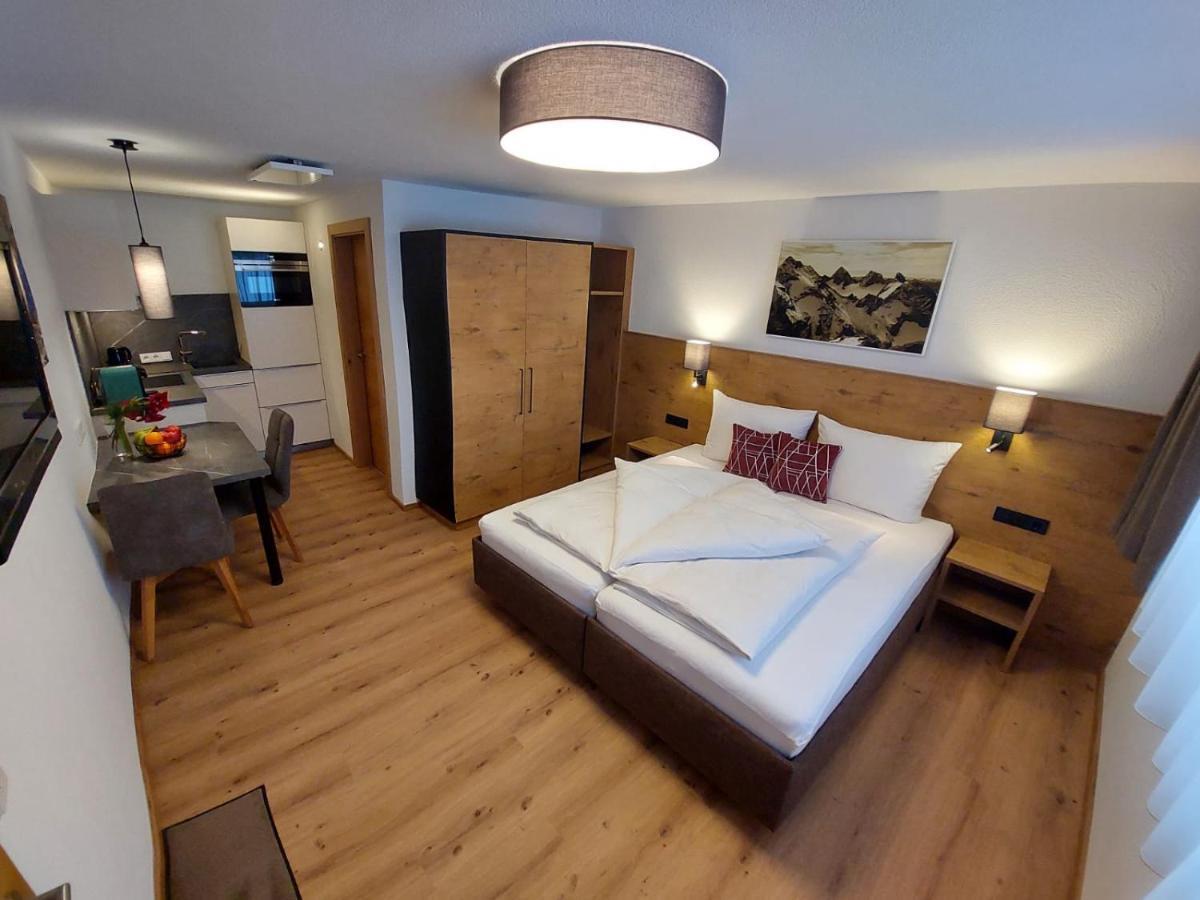 Viktors Apartments Σανκτ Αντόν αμ Άλμπεργκ Εξωτερικό φωτογραφία