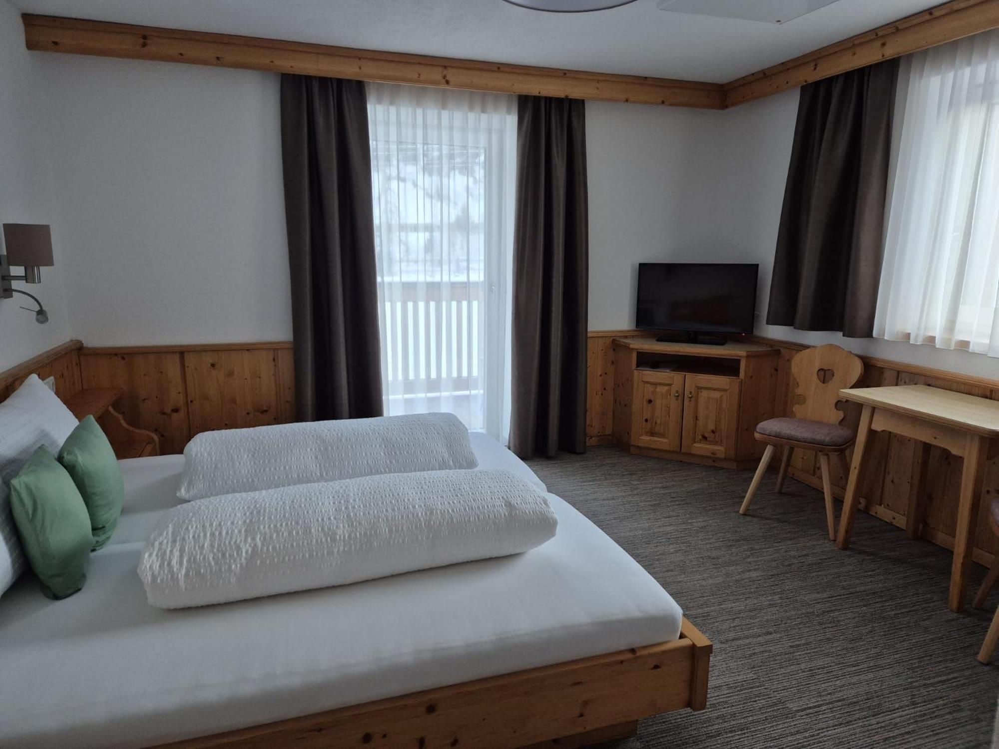 Viktors Apartments Σανκτ Αντόν αμ Άλμπεργκ Εξωτερικό φωτογραφία