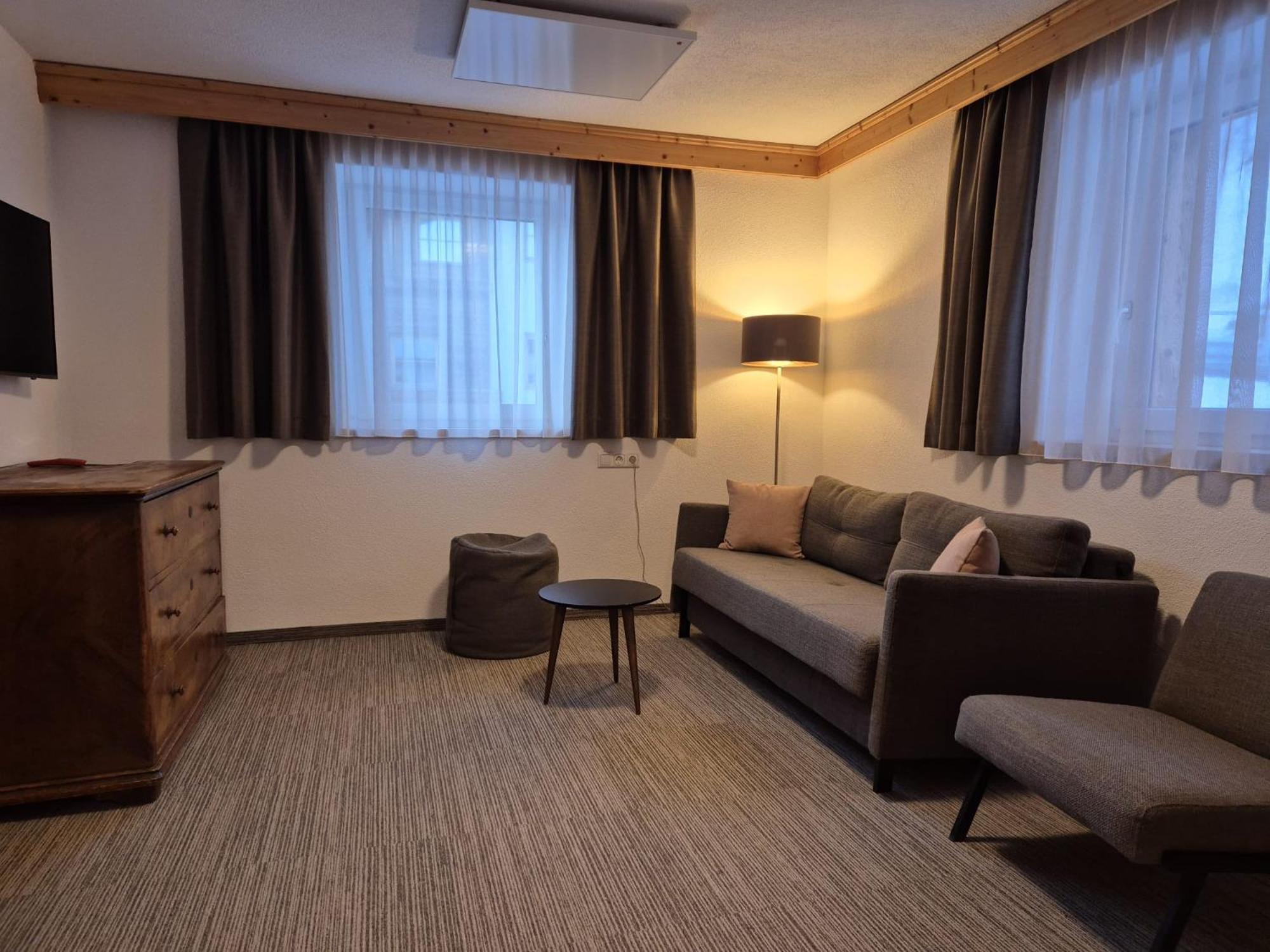 Viktors Apartments Σανκτ Αντόν αμ Άλμπεργκ Εξωτερικό φωτογραφία